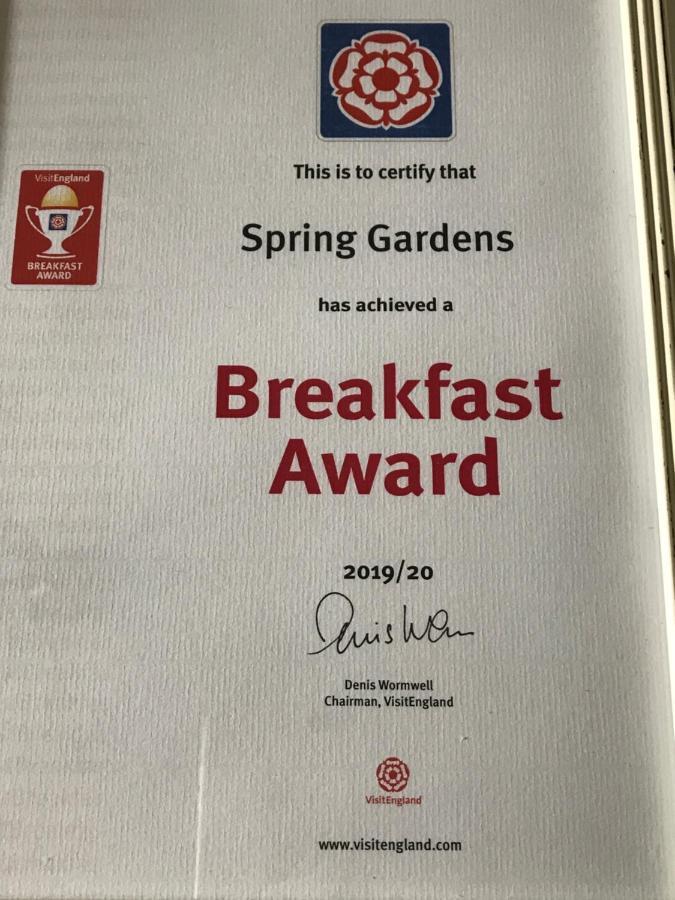 Spring Gardens B&B Вейдбридж Екстер'єр фото